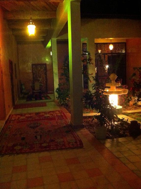 Riad La Maison Du Desert Oulad Driss Exterior foto